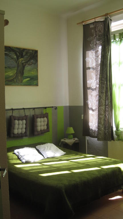 La Trobada Hotel Escaro Habitación foto